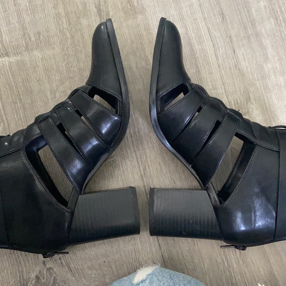 Booties - Picture 4 of 5